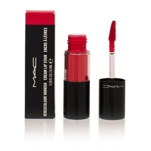 MAC *Effervescent*. Versicolour Varnish Cream Lip Stain